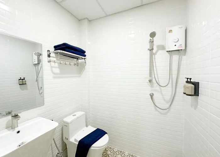 H-banaat Near Yanhee Hospital 3*