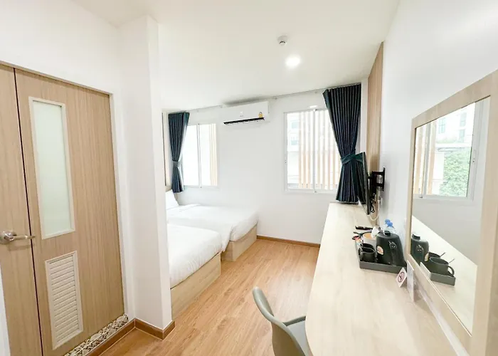 H-banaat Near Yanhee Hospital Hotel Bangkok