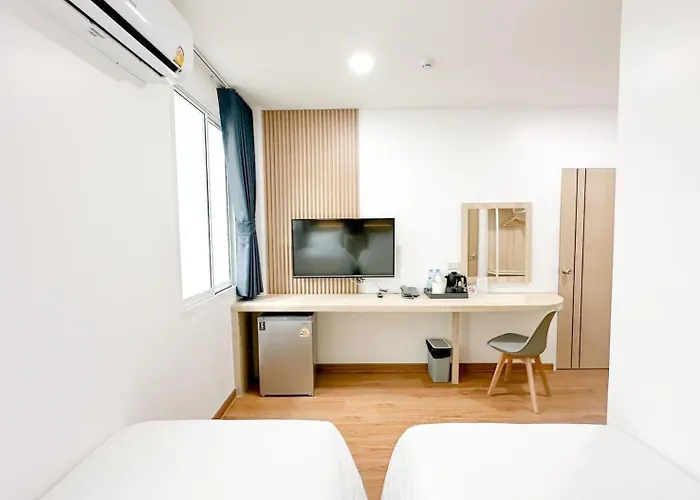 H-banaat Near Yanhee Hospital 3*
