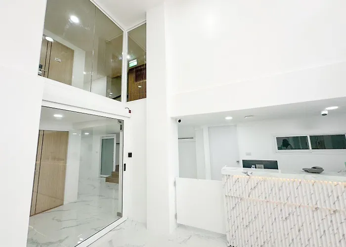 H-banaat Near Yanhee Hospital 3*