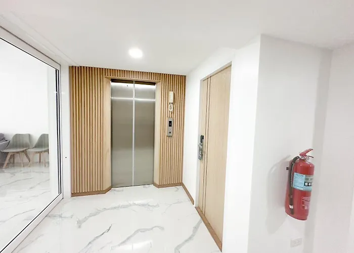 H-banaat Near Yanhee Hospital Hotel 3*